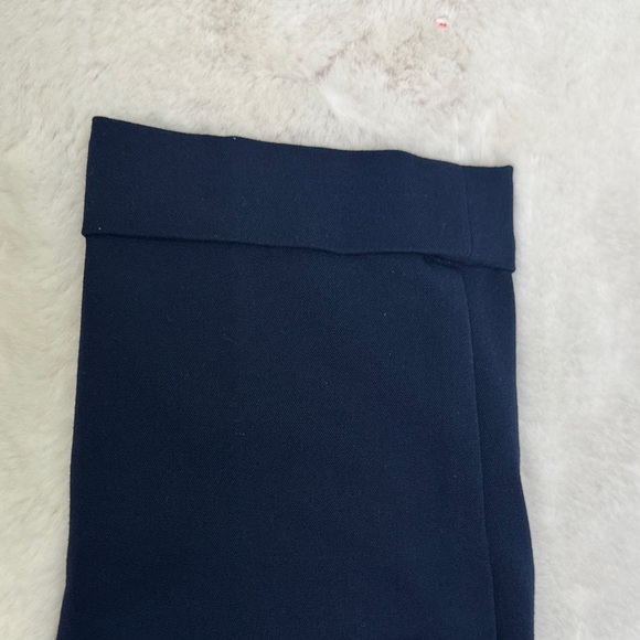 NWOT LOFT Navy Blue Cropped Pants 4P - Picture 6 of 11